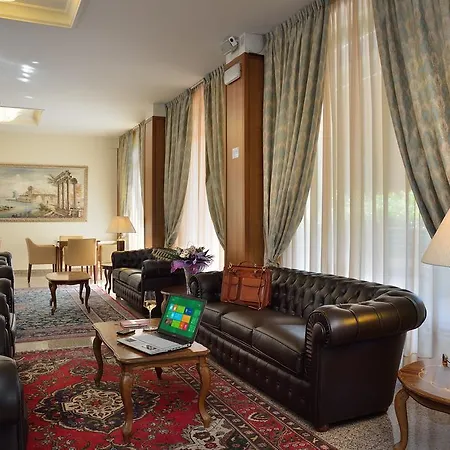 Szálloda Rossini 4*