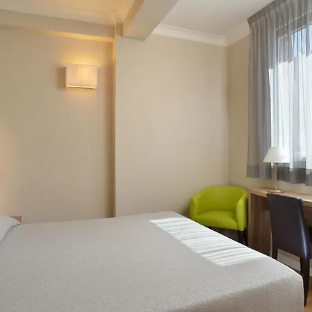 Hotell Rossini Pesaro