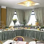ホテル Rossini 4*