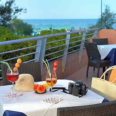 Rossini Hotel 4*
