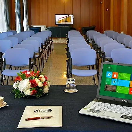 Rossini Hotel 4*