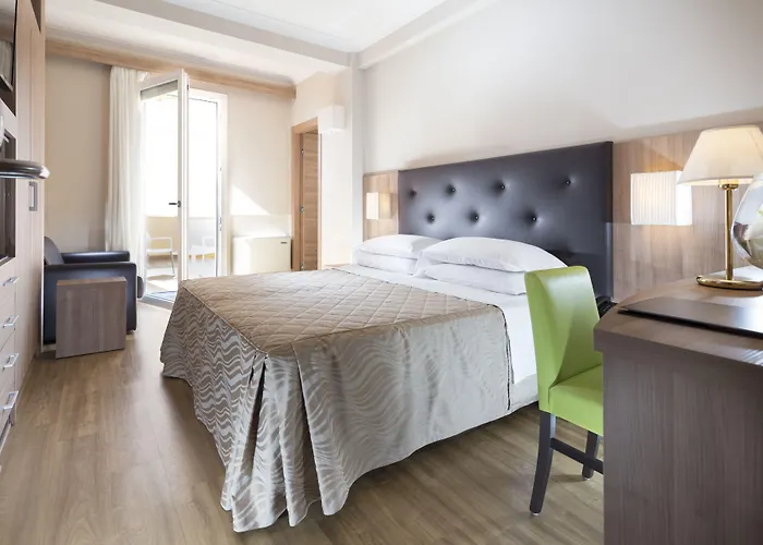 로시니 호텔 페자로