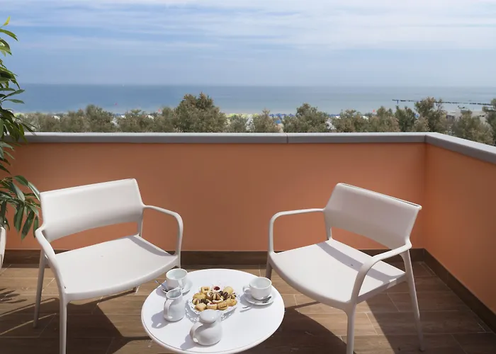 호텔 로시니 페자로