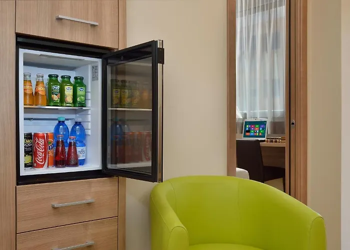 로시니 4* 페자로