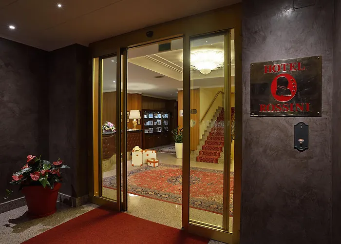 호텔 로시니 페자로