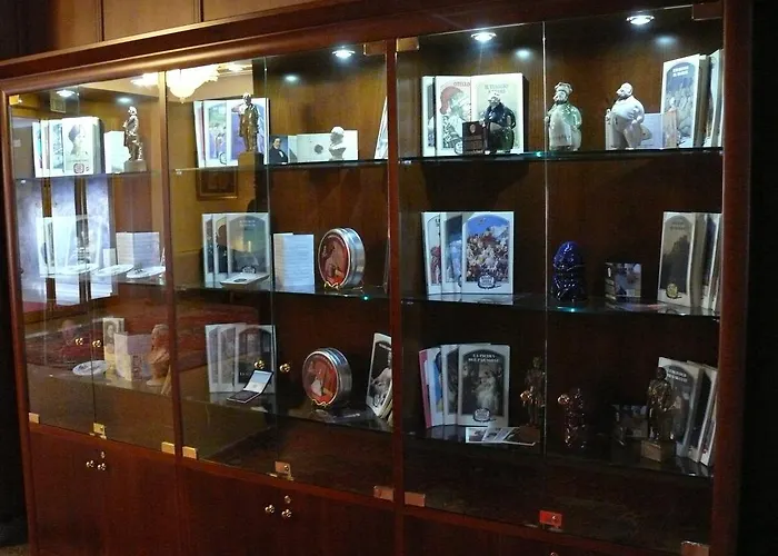 로시니 4* 페자로